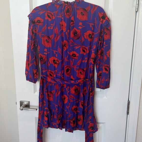 Alice + Olivia Women's Ellamae Floral Ruffle in Poppy Garden Print - Picture 11 of 11